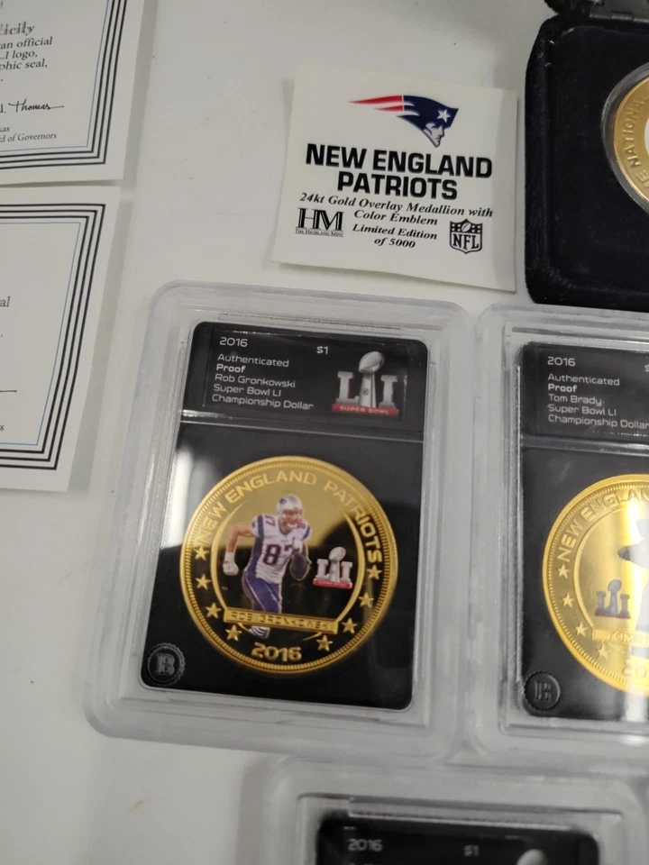 2016 SUPER BOWL LI Bradford Patriots monedas de oro de 1 dólar Tom Brady lote de 7 monedas Foto 4 de 4