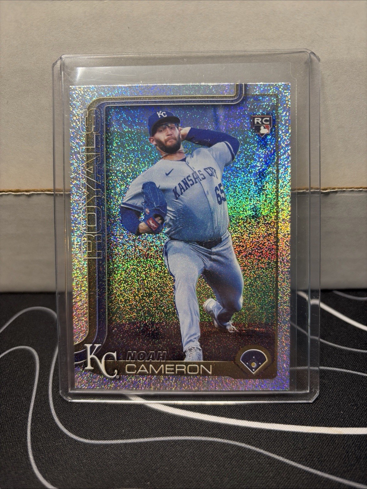 2025 Topps Update Sandglitter Exclusive Parallel Noah Cameron RC US65