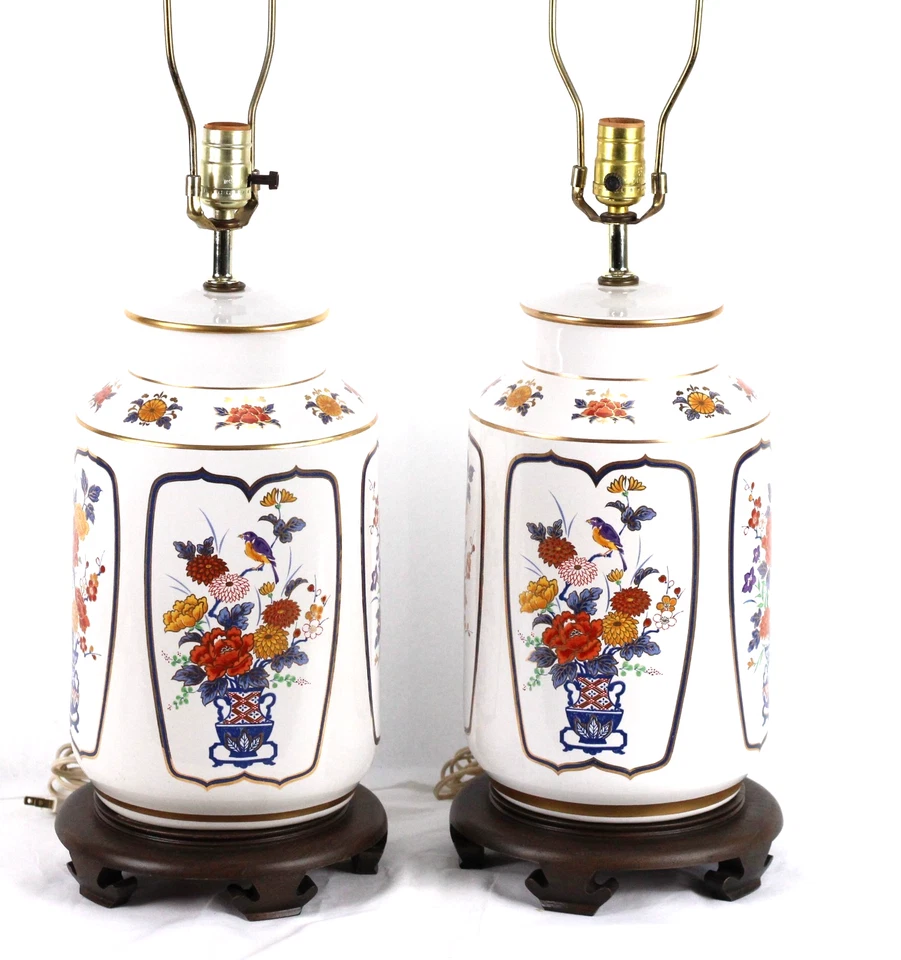 Vintage Pair Of Asian Style Floral 3 Way Table Lamps - Image 2 of 4