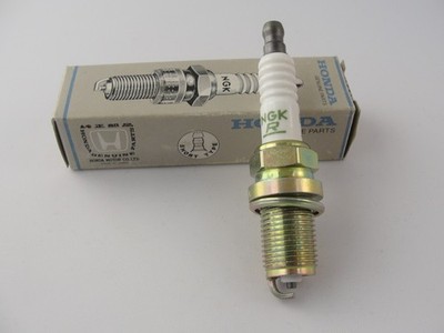 NGK Zündkerze BKR6E-N-11 Spark Plug Bougie Candela bujía tennpluggen