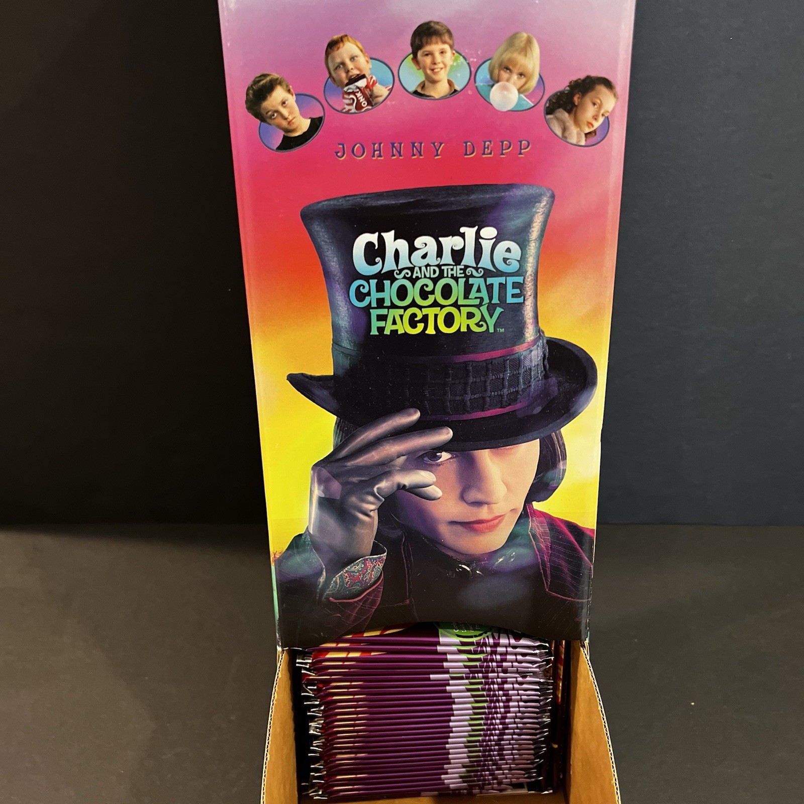2005 ARTBOX CHARLIE AND THE CHOCOLATE FACTORY TRADING CARDS GRAVITY BOX 48 PACKS