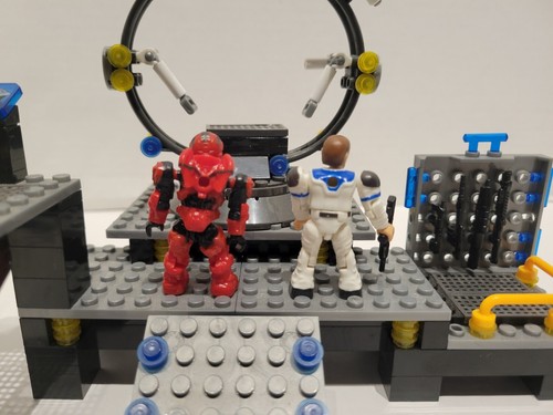 Halo Mega Bloks UNCS Infinity Armor Bay 97262 99.9% Complete (Read Desc) - Picture 6 of 13