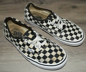 black and white checkered vans lace up
