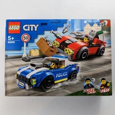 Lego City 60242 Police Highway Arrest Brand New Factory Sealed