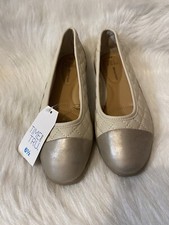 Time And Tru Flats Women's Size 6 1/2 Memory Foam Slip On Quilted Ballet Shoes