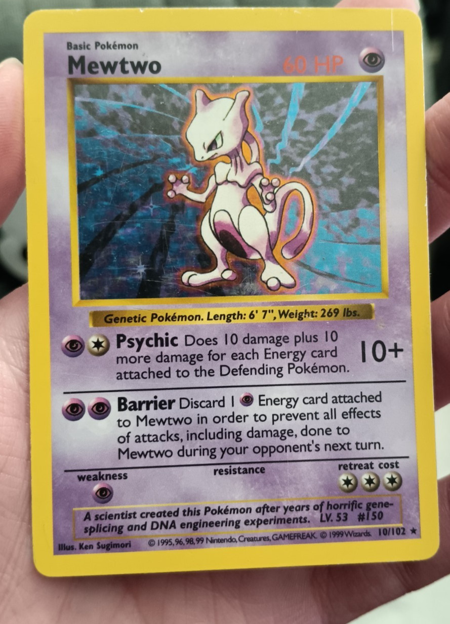 VINTAGE (1999) SHADOWLESS (MP) Mewtwo 010/102 Base Set Holo