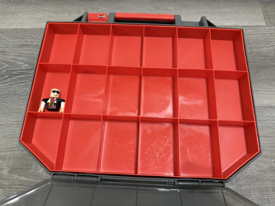 Caja de herramientas de coleccionista Roblox estuche de transporte de almacenamiento para 36 figuras falta pestillo Foto 4 de 4