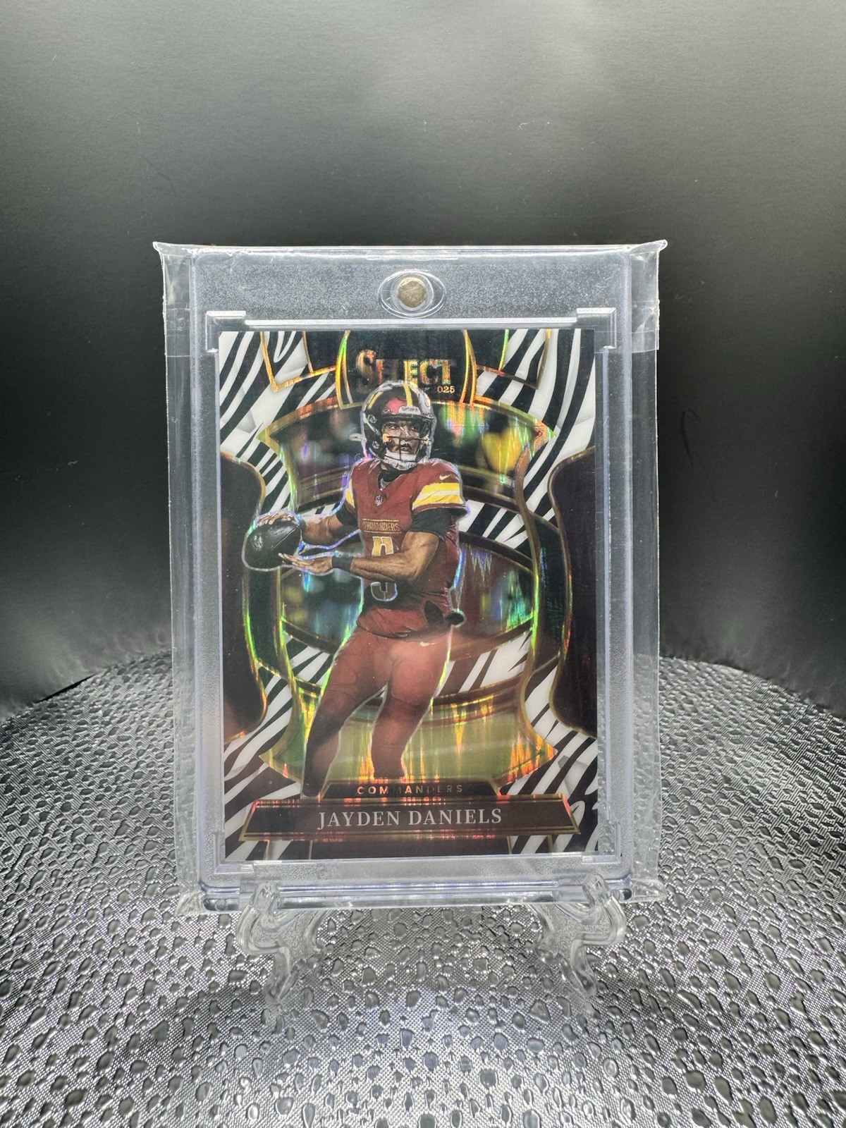 2025 Panini Select - Concourse Jayden Daniels #88 Zebra Shock Prizm