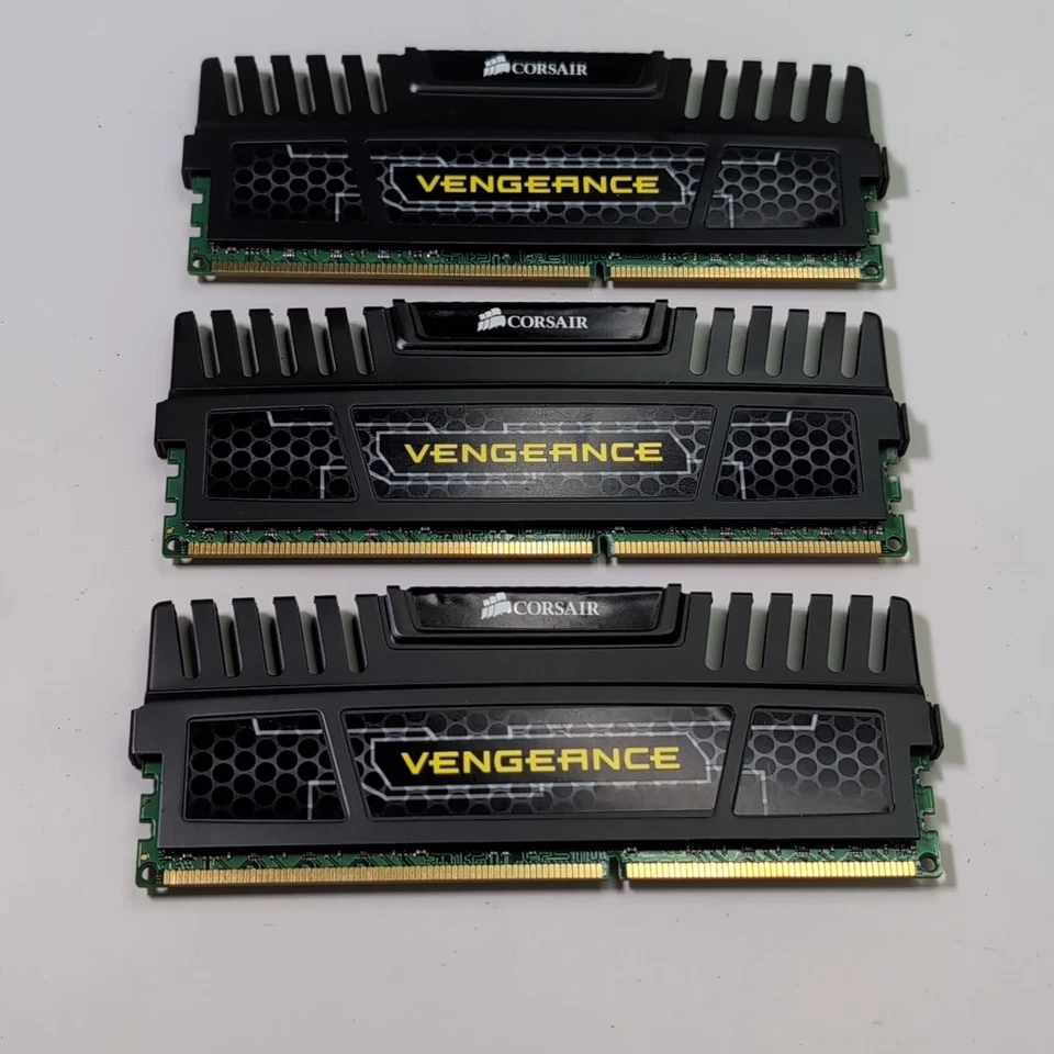 Corsair Vengeance® — 12GB Triple Channel DDR3 Memory Kit - CMZ12GX3M3A1600C9 - Image 2 of 2