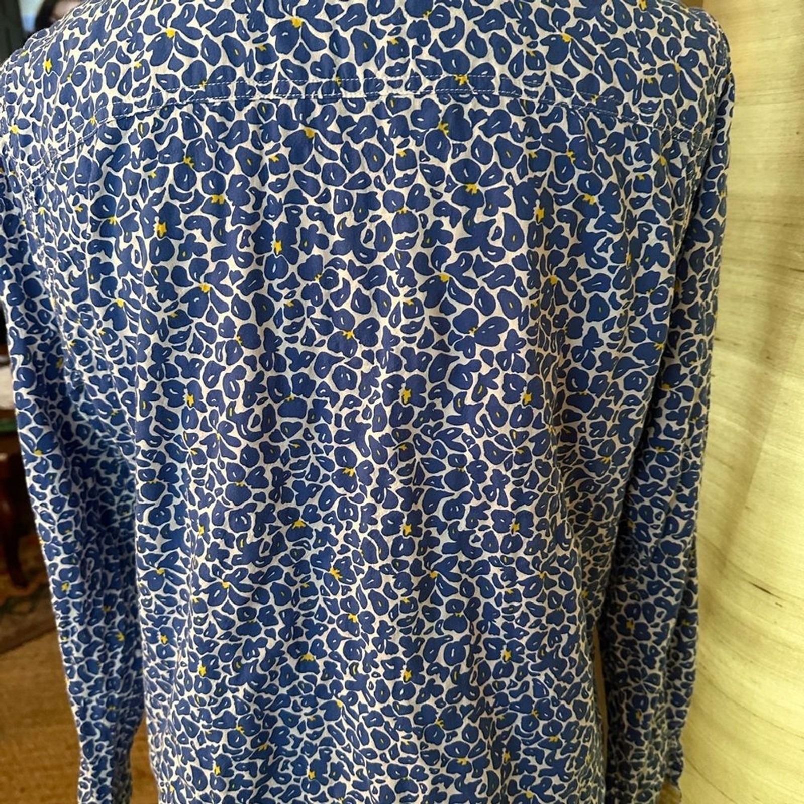 J. McLaughlin Elegant Blue Patterned Button Down … - image 4