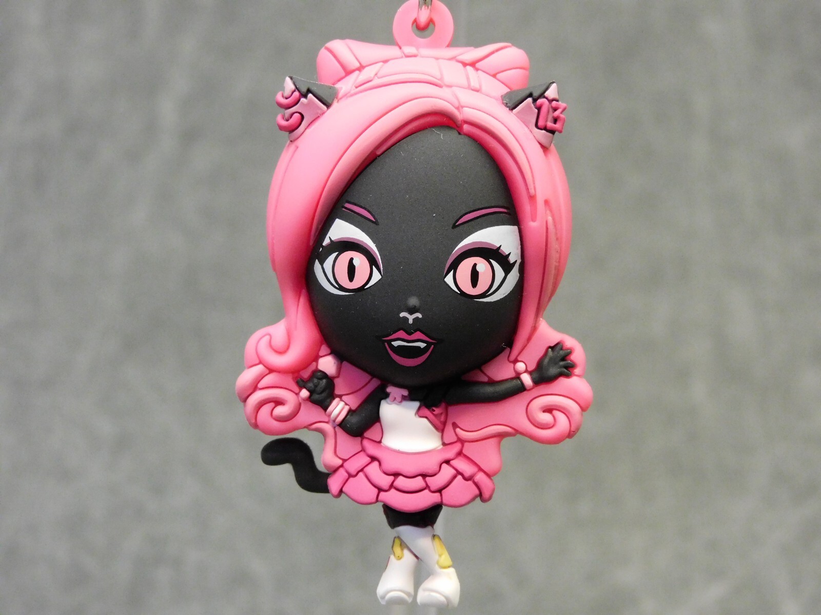 Monster High NEW * Catty Noir Clip * Blind Bag Key Chain Mon