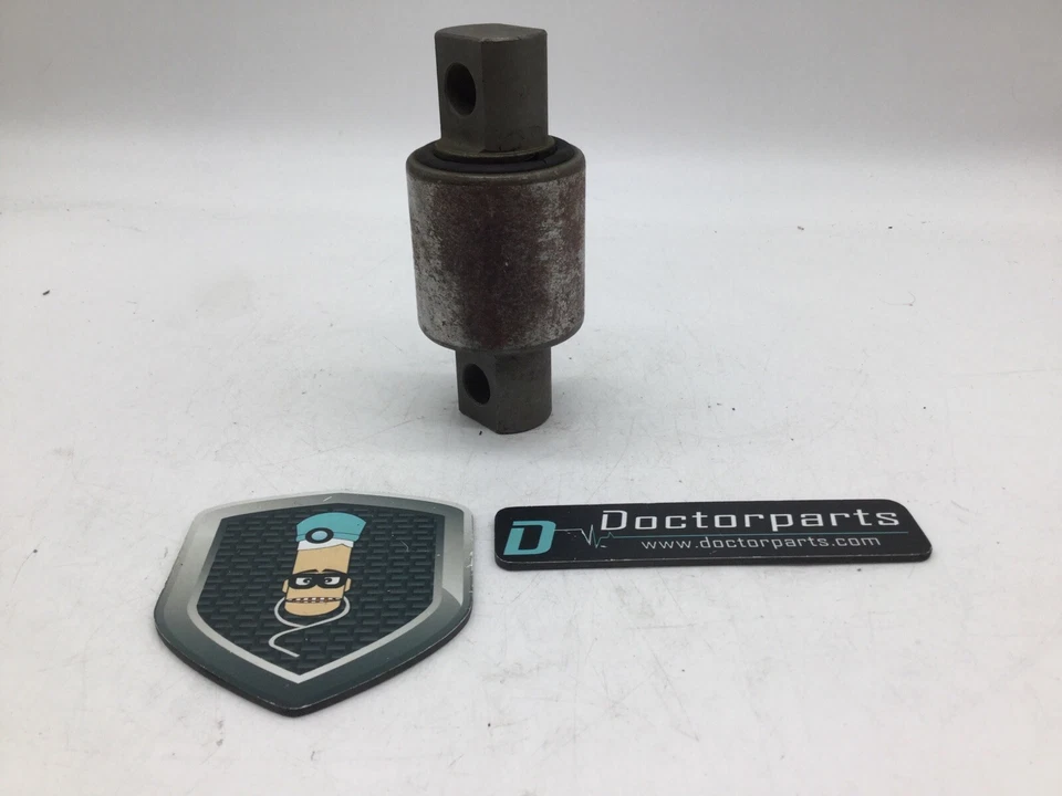 INTERNATIONAL /NAVISTA SPRING EYE BUSHING 3534361C1 (4C4Z-5781-AA) USED OEM - Image 3 of 3