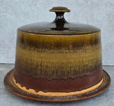 Mid Century Modern MCM Drip Glaze Studio Pottery Cake Dish Domed Covered Serving