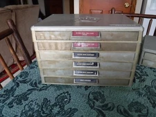 VINTAGE UNIVERSAL DENTAL CO UNIVAC MOLD GUIDE(NOT COMPLETE)