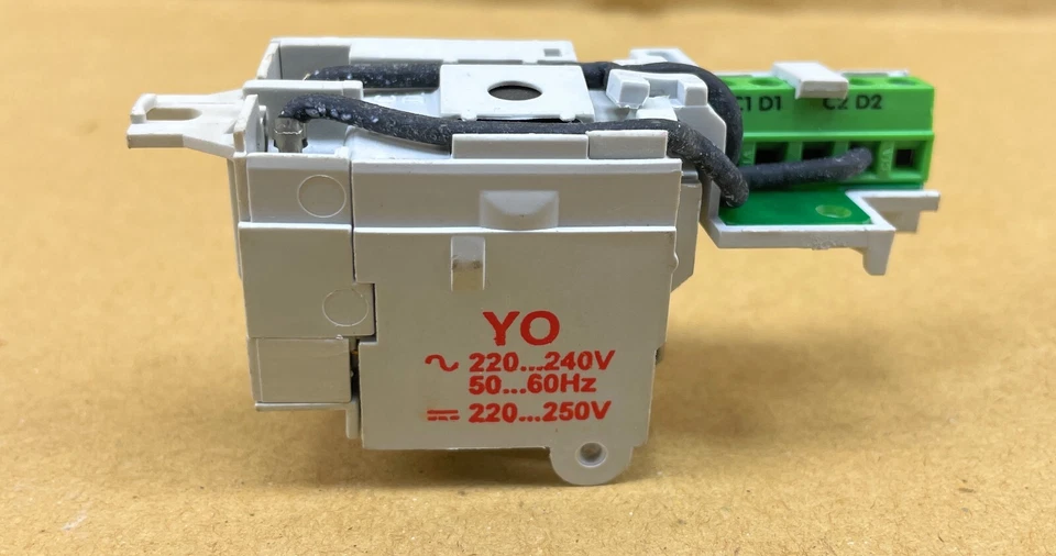 ABB 1SDA054873R1 SOR-C T4-T5-T6 Shunt Opening Release 220-240VAC - 220-250VDC - Image 2 of 4