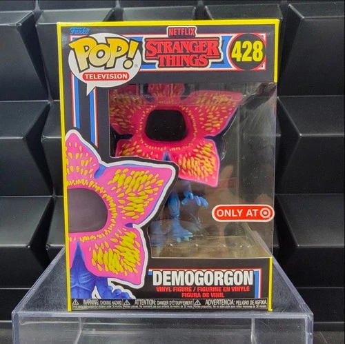 Funko Pop STRANGER THINGS Demogorgon 428 TARGET EXC Blacklight Protector VAULTED