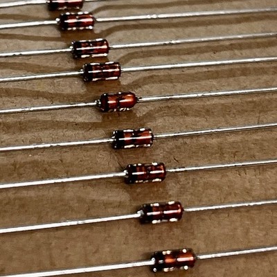 1N5237B Zener Diodes 8.2V 500mW 5% Through-Hole DO-35 Fairchild 25-250PCS