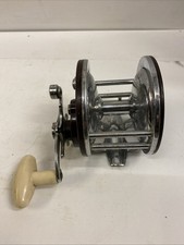 vintage Sea Fishing embossed Bakerlite   Fishing Multiplier  Reel  Made In Japan