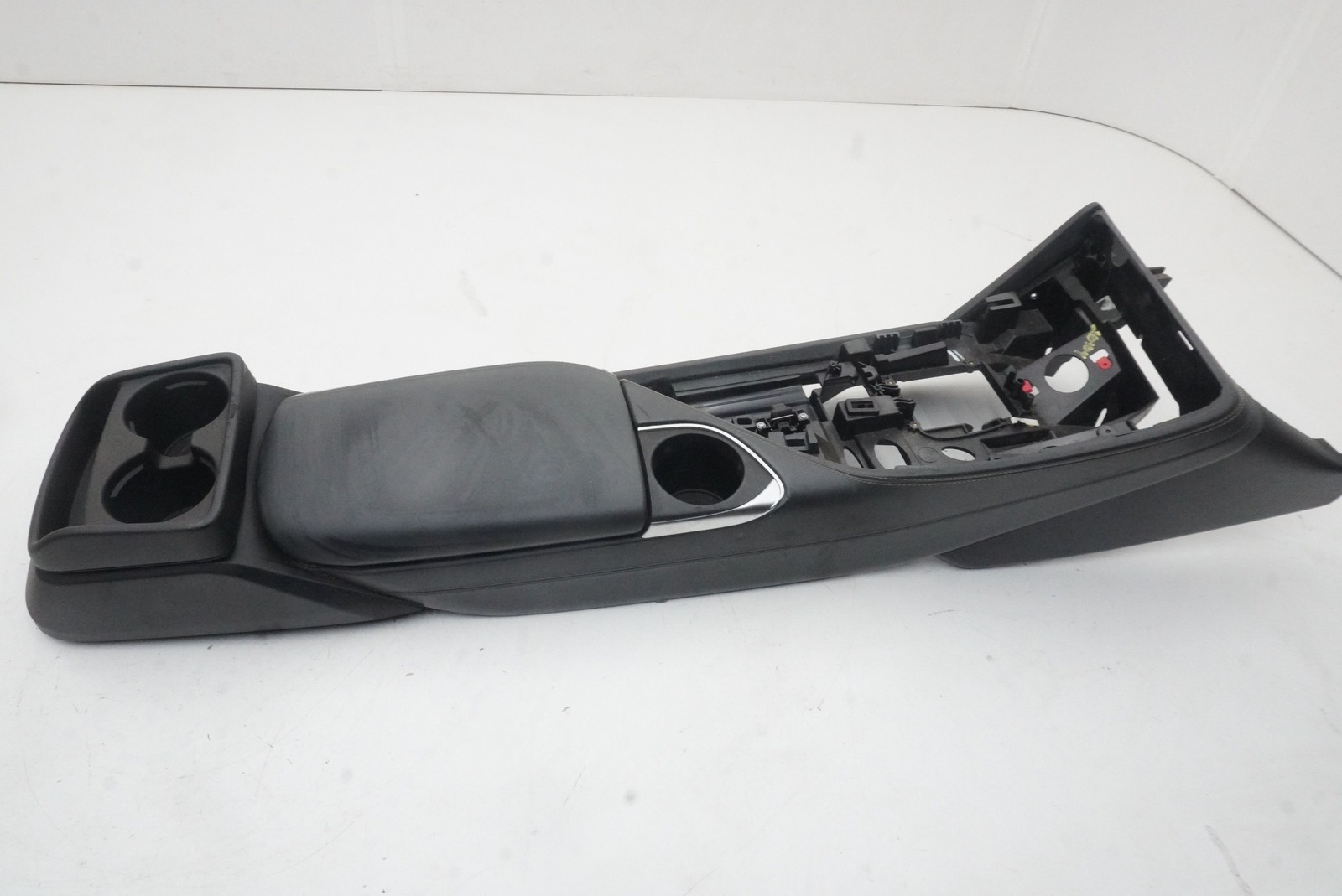 Center Console Armrest Black Leather Spheric Amido 51162452139 BMW i8 2014-17