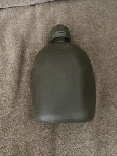 US Military Marine Corps 1 Quart PLASTIC COLLAPSIBLE OD CANTEEN 1QT BPA Free