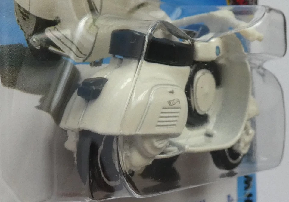 +++ NEU HOTWHEELS 177/250 - 1966 Vespa 90 SS Super Sprint (weiß) / HW Moto+++ - Bild 4 von 4