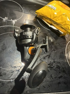Zebco Bill Dance Size 80 Spinning Reel 4.9:1 Gear Ratio 3 Bearing System Catfish