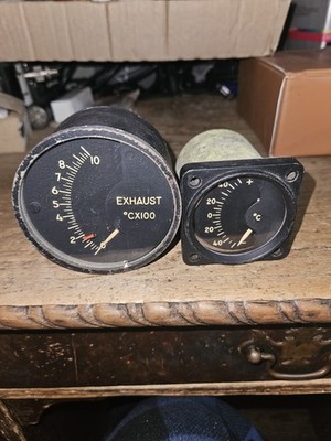 2 VINTAGE THE LEWIS ENG. CO. TEMPERATURE INDICATOR GAUGES TYPE G-6 K-8 ENGINE 