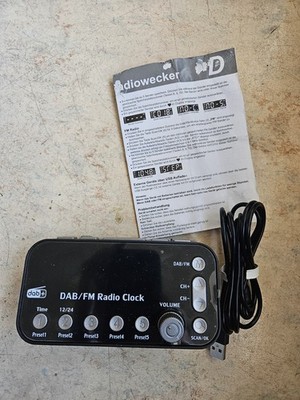 LED Digital DAB+FM Radiowecker Wecker Schlaf Großes Display Dual Timer
