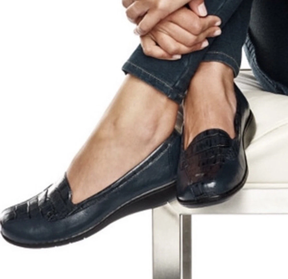 Clarks croco embossed slip on loafers sale