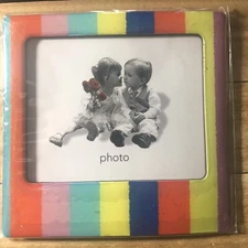 NEW Magnetic Mini Picture Photo Frame  3 5/8 x 3 1/2 "SHIPS FREE"