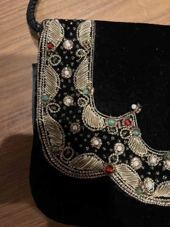 Vintage Zardozi Purse Velvet Beaded Made in India - Image 2 of 4