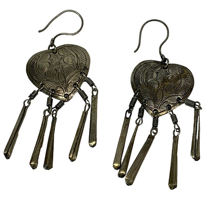 Vintage Puffed Heart Etched Silver Earrings Thailand Estate Dangle Boho Jewelry