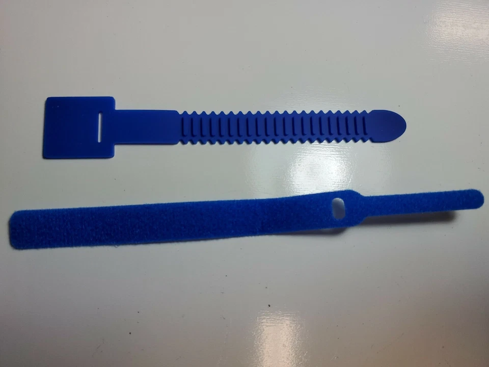 AKiTiO Thunder3 Quad - Cables Organizer - Image 2 of 3