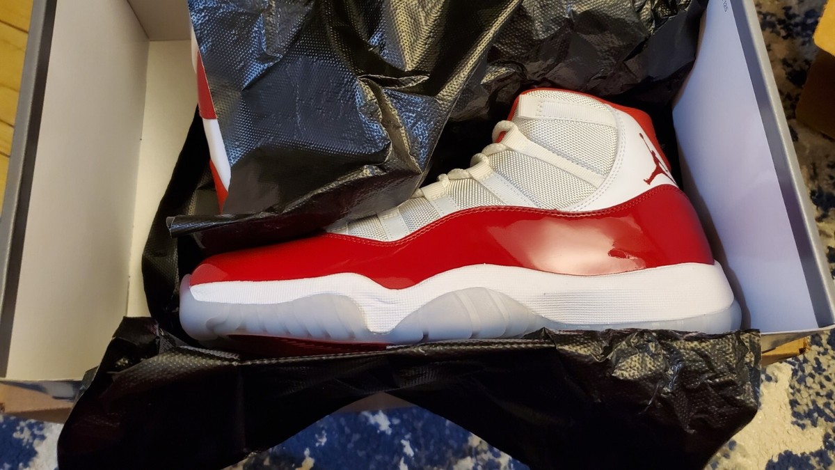 Nike Air Jordan 11 XI Retro High Cherry Mens Size 9 Authentic OG Red CT8012-116 Jordan 11 Cherry (2022) Size 7M (8.5W) $350 main image 3