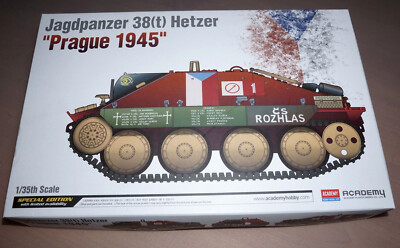 Jagdpanzer Hetzer 38(t) Prague 1945 Bausatz von Academy im M.1:35