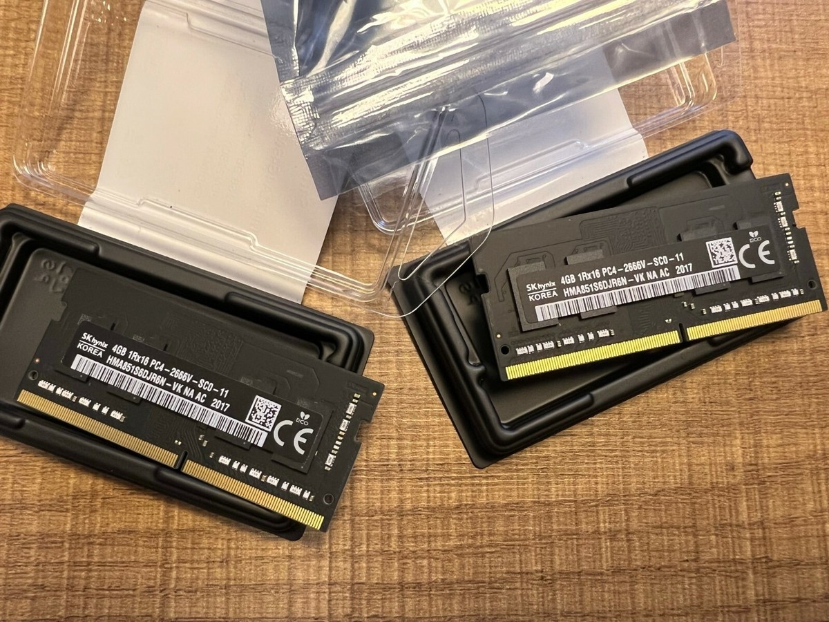 SK Hynix 8GB (4GBx2) DDR4 2666MHz SODIMM Memory HMA851S6CJR6N-VK