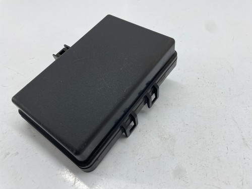 SUZUKI ALTO MK5 EXTERNAL INNER WING FUSE BOX LID COVER 36717-68K10 09-2014๐ - Picture 10 of 12
