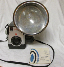 Vintage 1950s Kodak Brownie Bull's-Eye Camera with Flash Bulb Manual