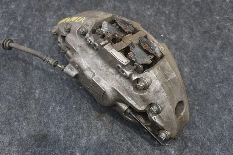 Pinza de freno delantera derecha plateada OEM 34116891300 BMW 750i XDrive G12 2016-2022 Foto 4 de 4