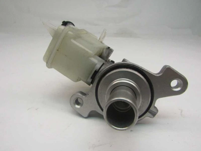 Nissan Cube CVT 2009-2014 ABS cilindro maestro de freno depósito de líquido botella tanque  Foto 4 de 4