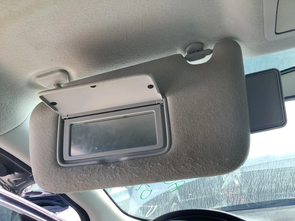 2015 nissan 2024 sentra sun visor