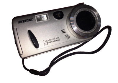 Sony Cyber-shot DSC-P52 3.2MP Digital Still Camera - Silver ~ EUC