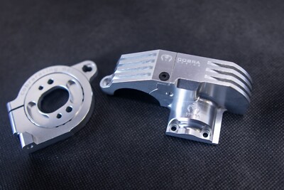 CR Traxxas Maxx & Maxx Slash Adjustable Motor Mount & Gear Covers - SILVER
