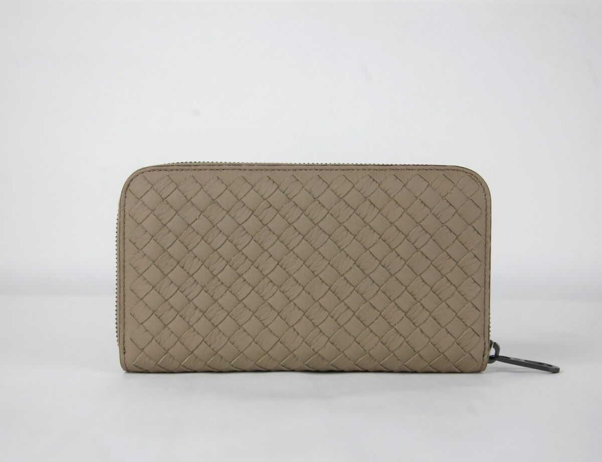 Bottega Veneta Unisex Light Brown Woven Leather Zip Top Bottega Veneta Unisex Light Brown Woven Leather Zip Top