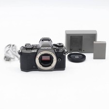 OLYMPUS Mirrorless Camera OM-D E-M5 Mark II Titanium Working