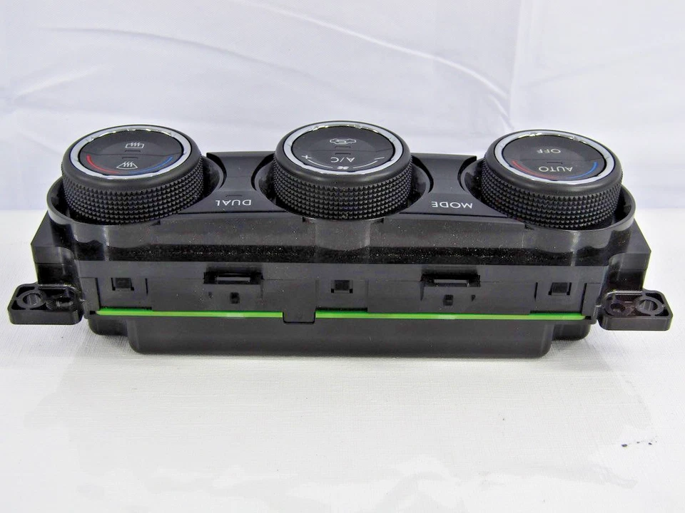 Subaru Forester 2014-2015 calentador de aire acondicionado doble control de temperatura OEM 72311SG040 Foto 3 de 4