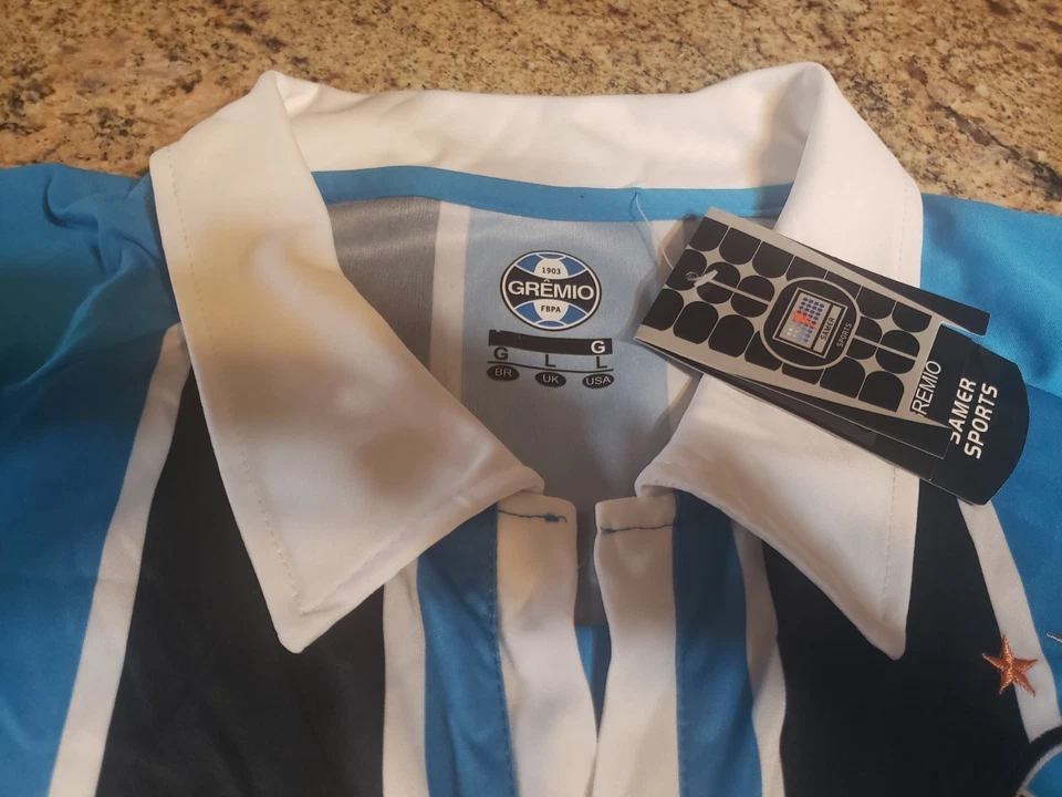 Gremio Banrisul Tramontina #10 Home Jersey - W/ Tag - Size Large - Image 4 of 4