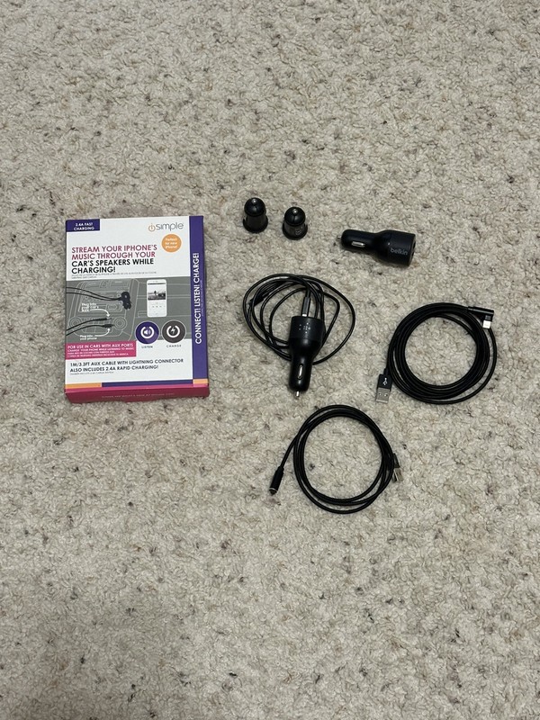 iSimple Aux Cable with Lightning Connector and Chargers for Use in Car + Extras!