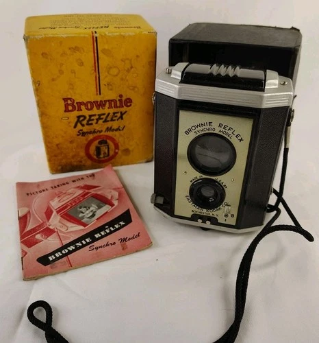 Vintage Brownie Reflex Camera Synchro Model Eastman Kodak Made in Rochester USA