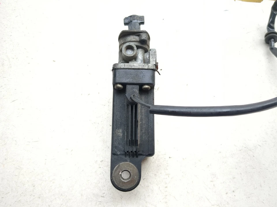 87-00 Yamaha Virago XV535 Petcock Gas Combustible Apagado Foto 3 de 4